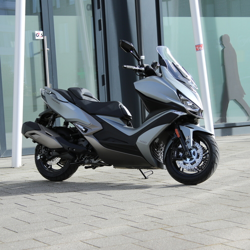 Xciting S400 Kymco Marseille quad center